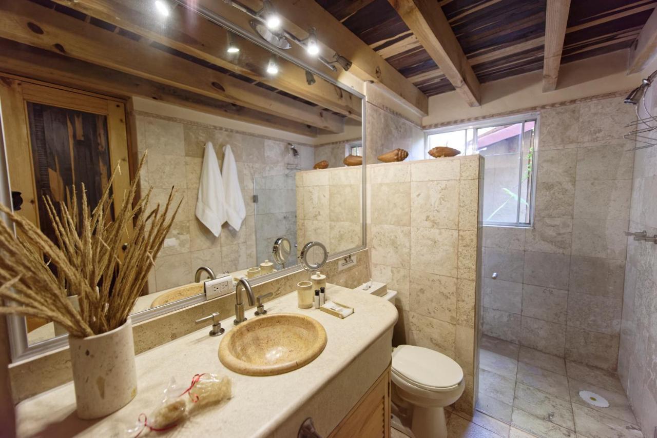 לינה וארוחת בוקר מלינלקו Casa Navacoyan מראה חיצוני תמונה